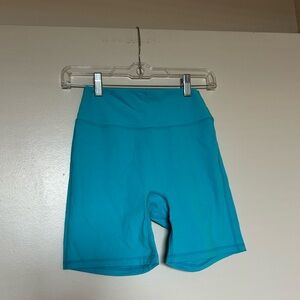 Buffbunny Legacy 6” shorts - aqua dream